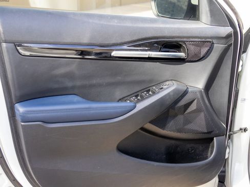 Used 2025 Kia Seltos S FWD image 11