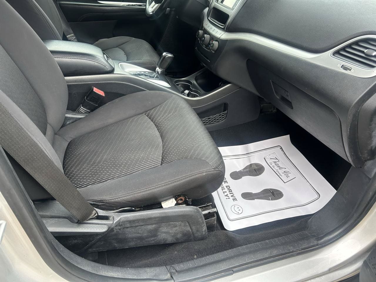 Used 2012 Dodge Journey SXT w/ Convenience Group I FWD image 12