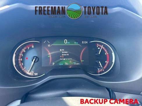 Used 2025 Toyota RAV4 XLE AWD/4WD image 8
