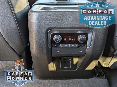 Used 2022 Chevrolet Tahoe LT w/ LT Signature Plus Package image 23