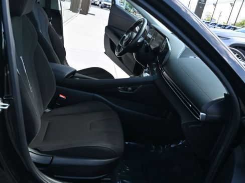 Certified 2023 Hyundai Elantra SEL w/ Convenience Package FWD image 19