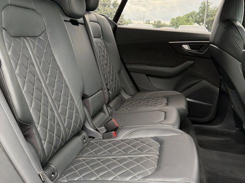 Used 2021 Audi SQ8 Prestige AWD/4WD image 20