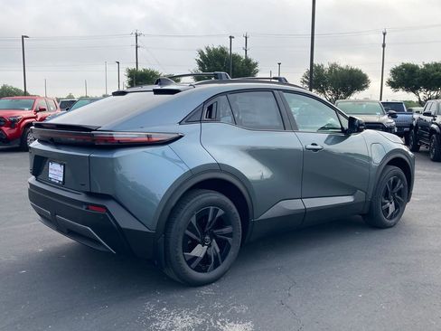 New 2026 Toyota C-HR image 5
