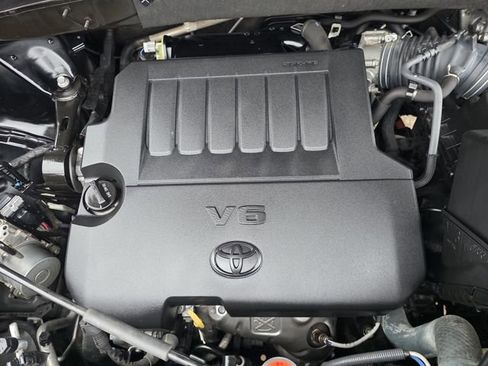 Used 2016 Toyota Highlander XLE FWD image 28
