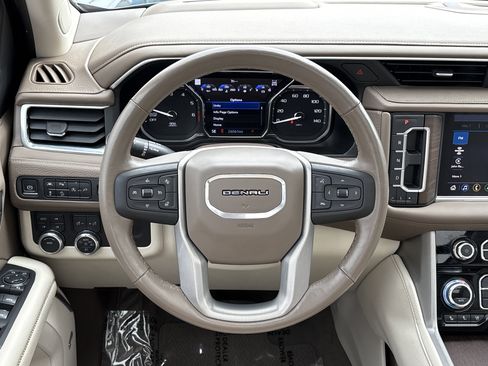 Used 2021 GMC Yukon Denali image 21