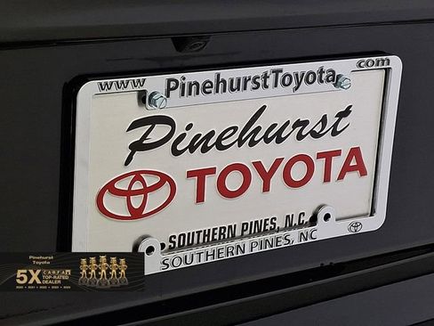 Used 2023 Toyota Highlander L image 36