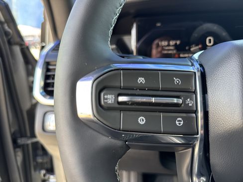 New 2026 GMC Acadia Denali w/ Super Cruise Package image 19