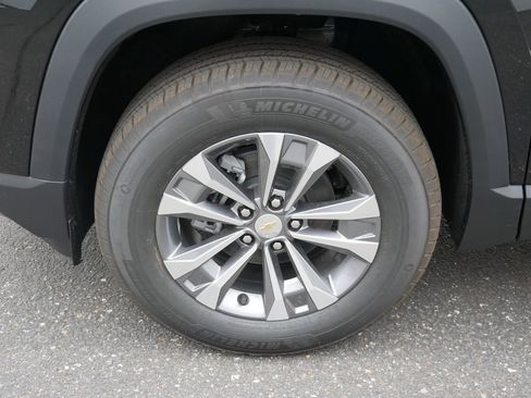 New 2026 Chevrolet Equinox LT AWD/4WD image 13
