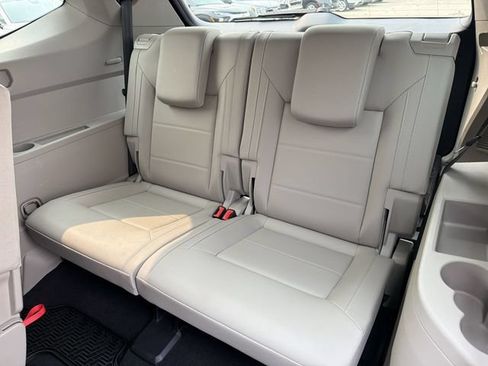 Used 2023 Volkswagen Atlas SE FWD image 25