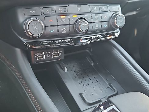 New 2026 Dodge Durango GT image 17