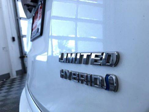 Used 2016 Toyota RAV4 Limited w/ Advanced Technology Package AWD/4WD image 16