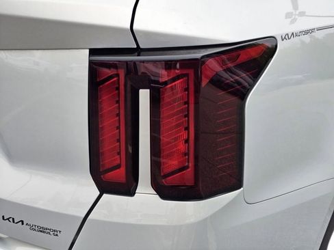New 2026 Kia Sorento S FWD image 9