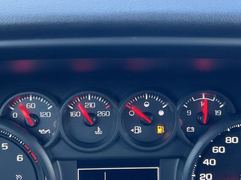 Used 2023 Chevrolet Silverado 1500 Custom image 27