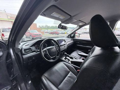 Used 2017 Honda Ridgeline RTL-T image 25