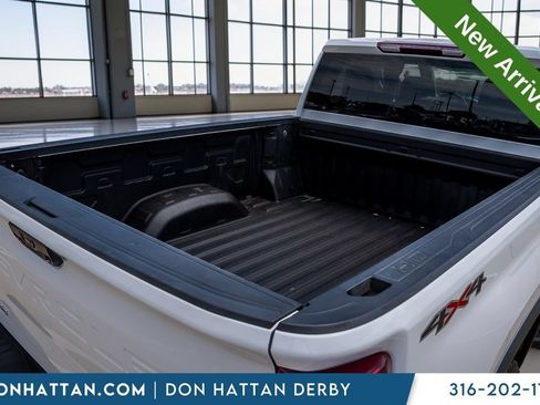 Used 2024 Chevrolet Silverado 2500 Custom w/ Custom Value Package AWD/4WD image 35