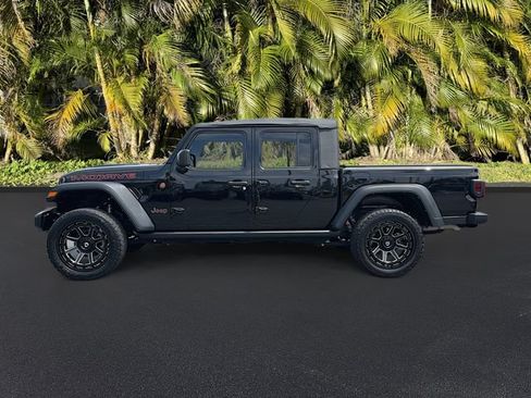Used 2023 Jeep Gladiator Mojave w/ Cold Weather Group AWD/4WD image 8