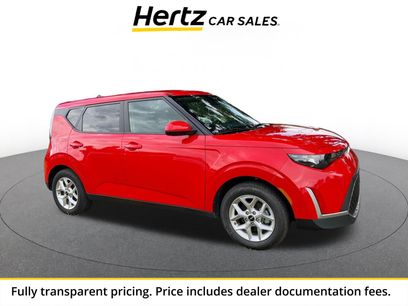 Used 2025 Kia Soul LX w/ LX Technology Package