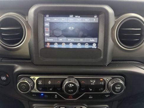 Used 2023 Jeep Wrangler Unlimited w/ Cold Weather Group AWD/4WD image 27