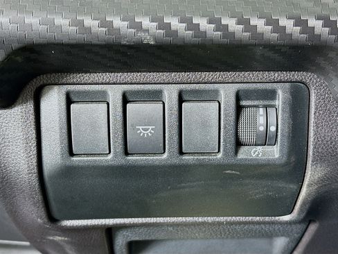 Used 2024 Subaru Ascent Premium image 16