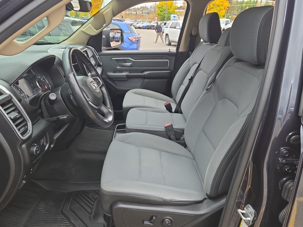 Used 2020 RAM 1500 Big Horn AWD/4WD image 14