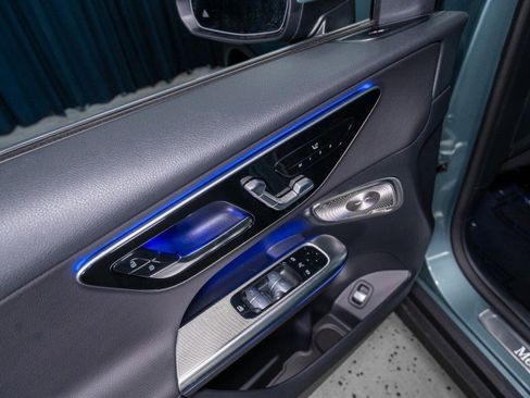 New 2026 Mercedes-Benz GLC 300 4MATIC image 11