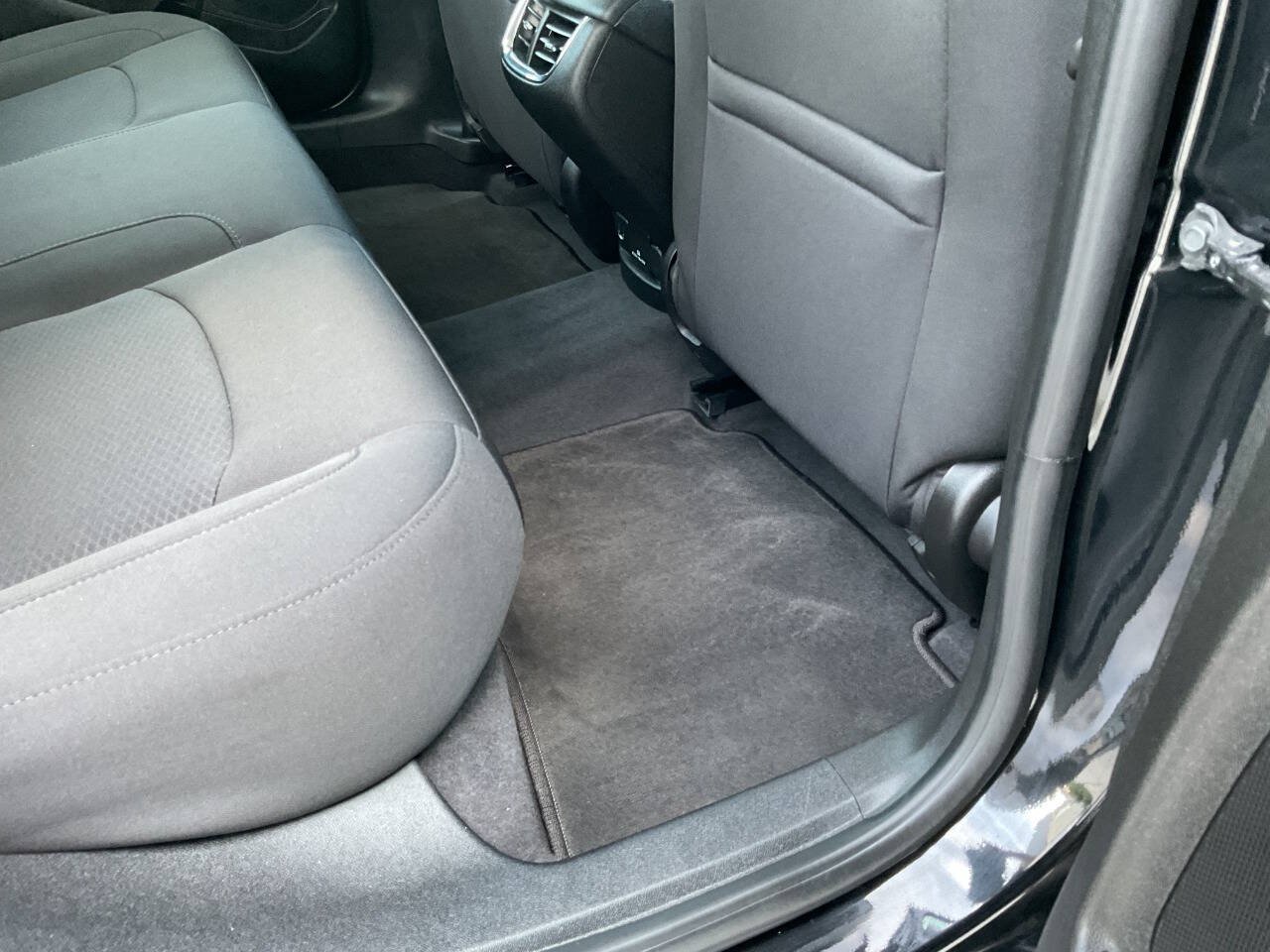Used 2018 Chevrolet Malibu LT FWD image 39
