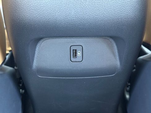 Used 2024 Nissan Sentra SV w/ SV Premium Package image 28