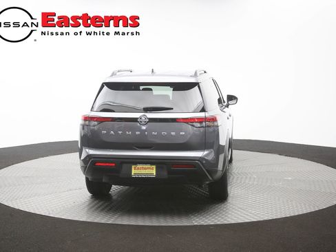 Used 2025 Nissan Pathfinder SV FWD image 39