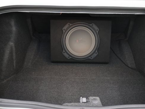 Used 2016 Dodge Challenger R/T Scat Pack RWD image 29