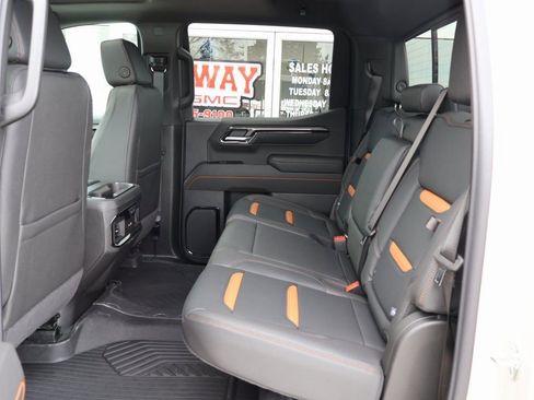 New 2026 GMC Sierra 1500 AT4 w/ AT4 Premium Package AWD/4WD image 28