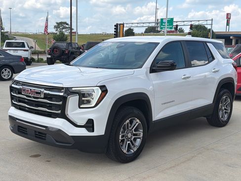 Used 2026 GMC Terrain Elevation AWD/4WD image 4