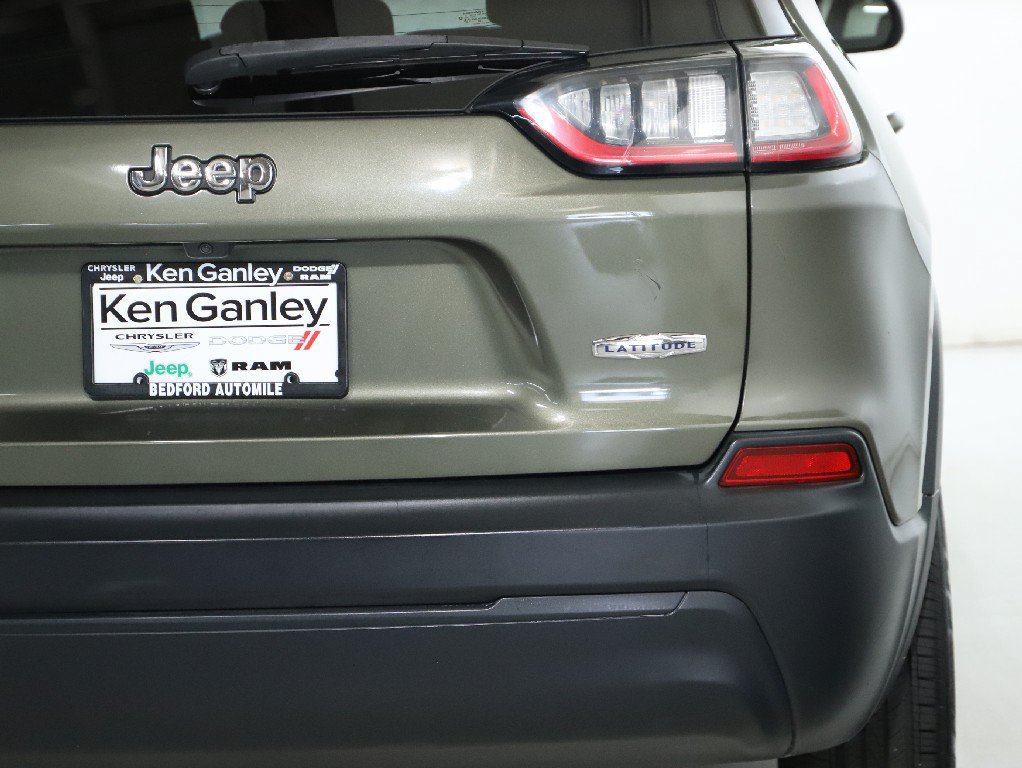 Used 2019 Jeep Cherokee Latitude w/ Popular Appearance Group AWD/4WD image 43