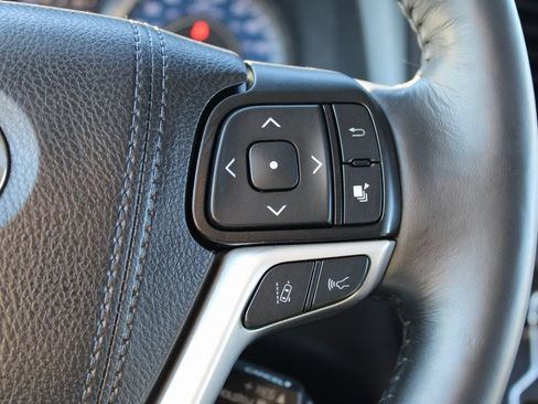 Used 2019 Toyota Sienna Limited image 30