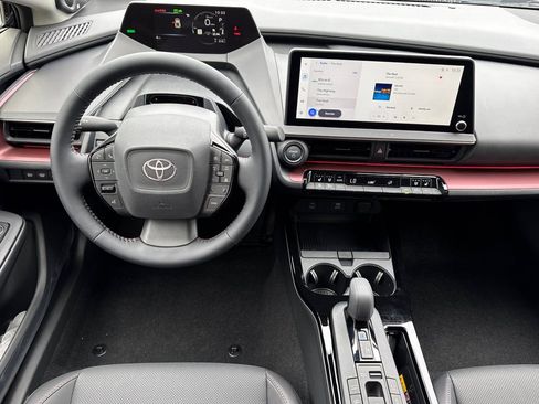 New 2026 Toyota Prius Plug-In Hybrid FWD image 15
