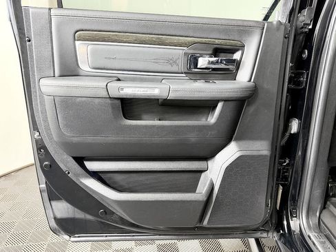 Used 2015 RAM 1500 Laramie Limited image 43