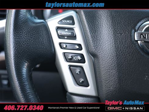 Used 2019 Nissan Titan SV w/ SV Convenience Package image 27