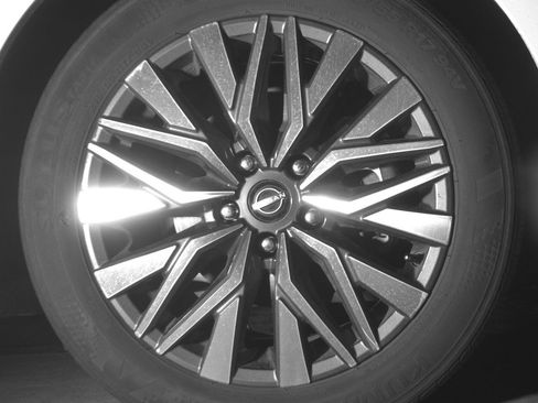 Used 2025 Nissan Altima 2.5 SV FWD image 13