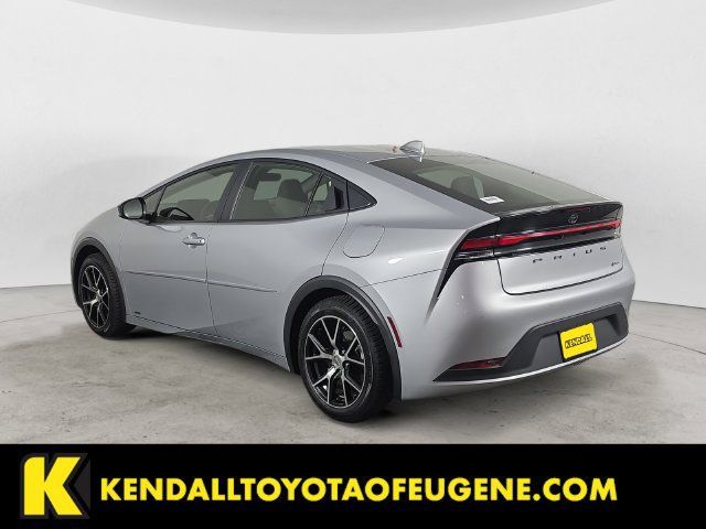Used 2024 Toyota Prius LE AWD/4WD image 7