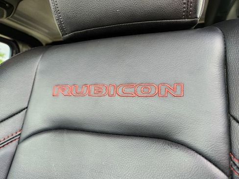 Used 2021 Jeep Gladiator Rubicon AWD/4WD image 10