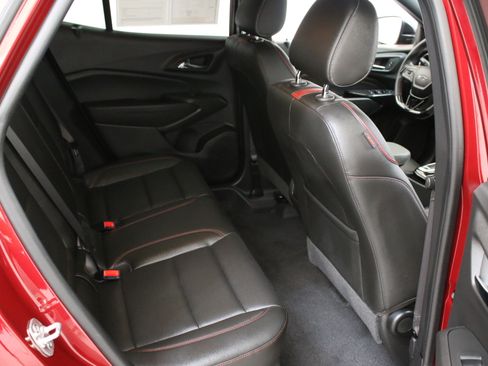 Used 2025 Chevrolet Trax RS w/ Driver Confidence Package FWD image 27