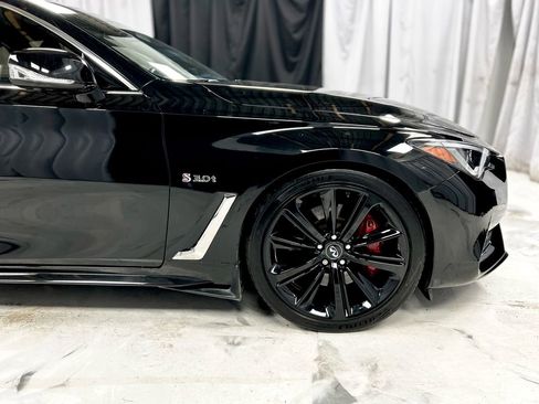 Used 2019 INFINITI Q60 Red Sport 400 w/ Proactive Package image 13