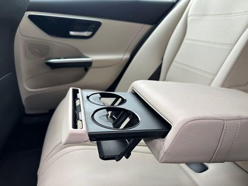 Used 2025 Mercedes-Benz C 300 4MATIC Sedan image 14