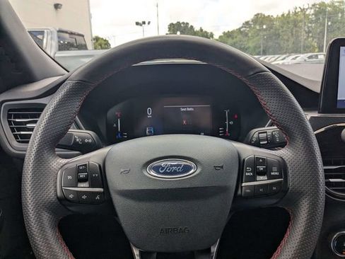 Used 2023 Ford Escape ST-Line FWD image 22