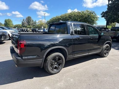 Used 2024 Honda Ridgeline Black Edition image 4