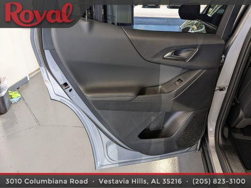 Used 2026 Chevrolet Equinox LT w/ Convenience Package II image 14