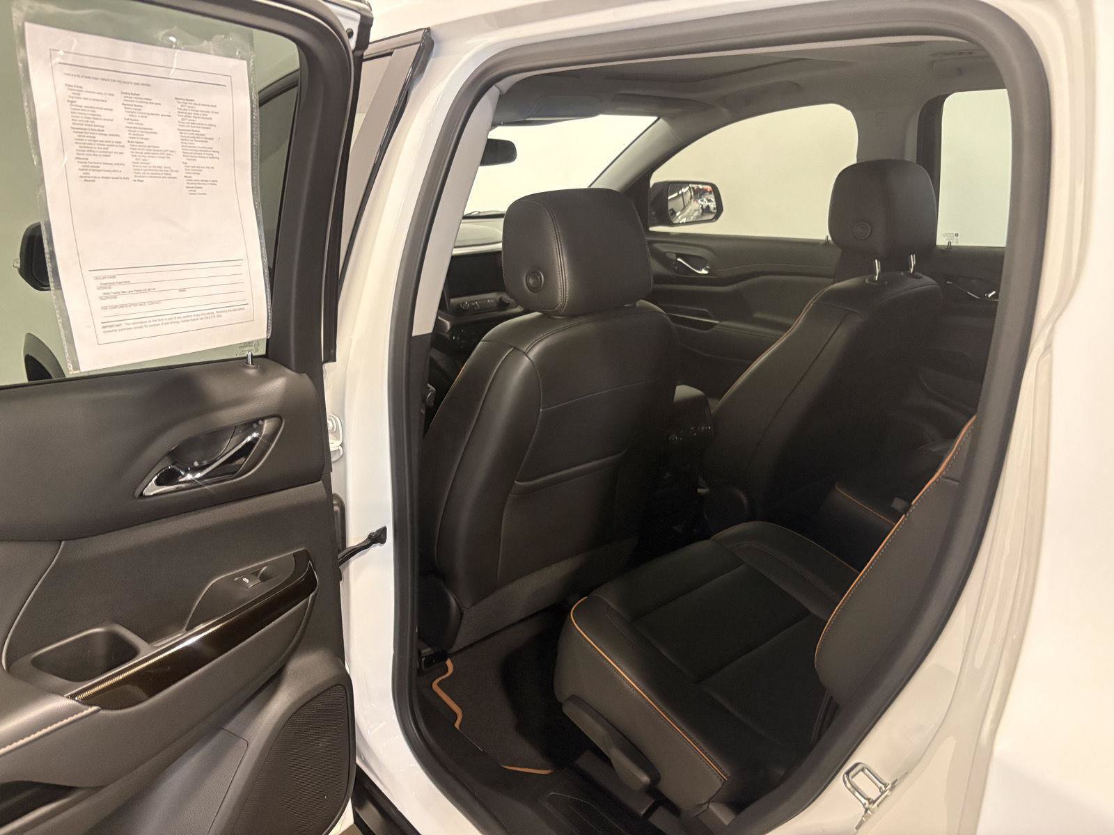 Used 2023 GMC Acadia AT4 w/ Technology Package AWD/4WD image 41