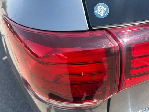 Used 2019 Mitsubishi Outlander ES FWD image 17
