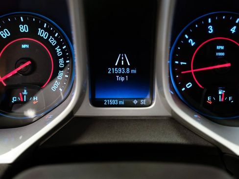 Used 2014 Chevrolet Camaro ZL1 RWD image 15