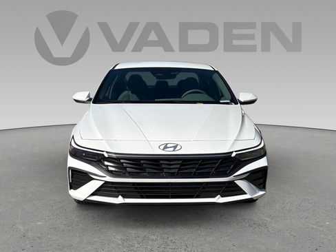 New 2026 Hyundai Elantra SE image 22