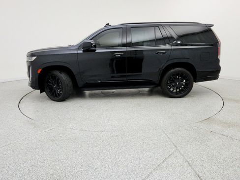 Used 2024 Cadillac Escalade Premium Luxury image 8